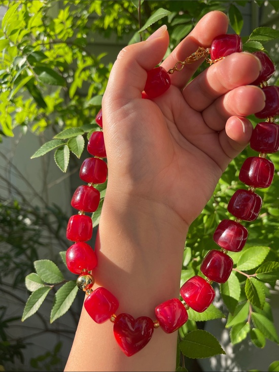 Anthropologie Jewelry - NEW! Trendy Red Heart Beaded Necklace 🍷 B1-69